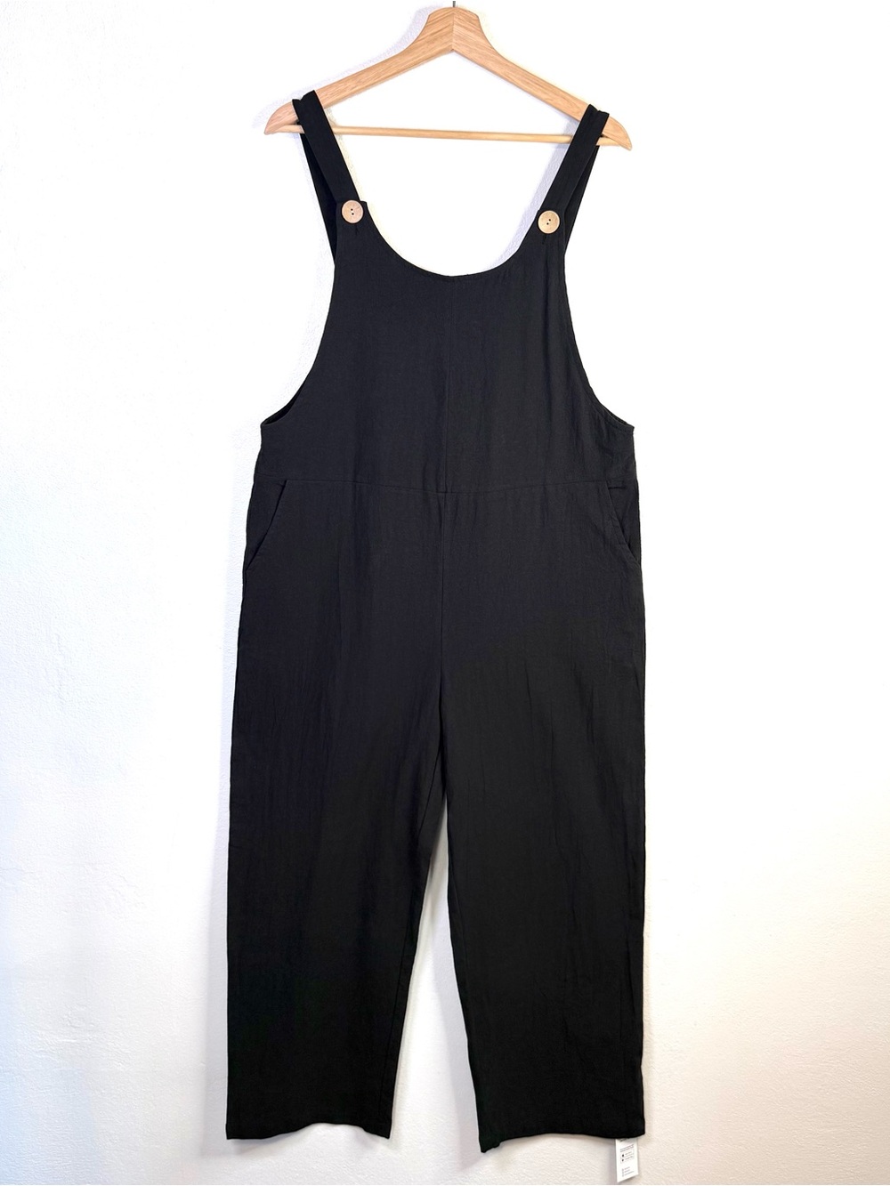 Cupshe Women's Raven Tapered Pinafore Jumpsuit Overalls in Black Size Medium - Picture 6 of 16